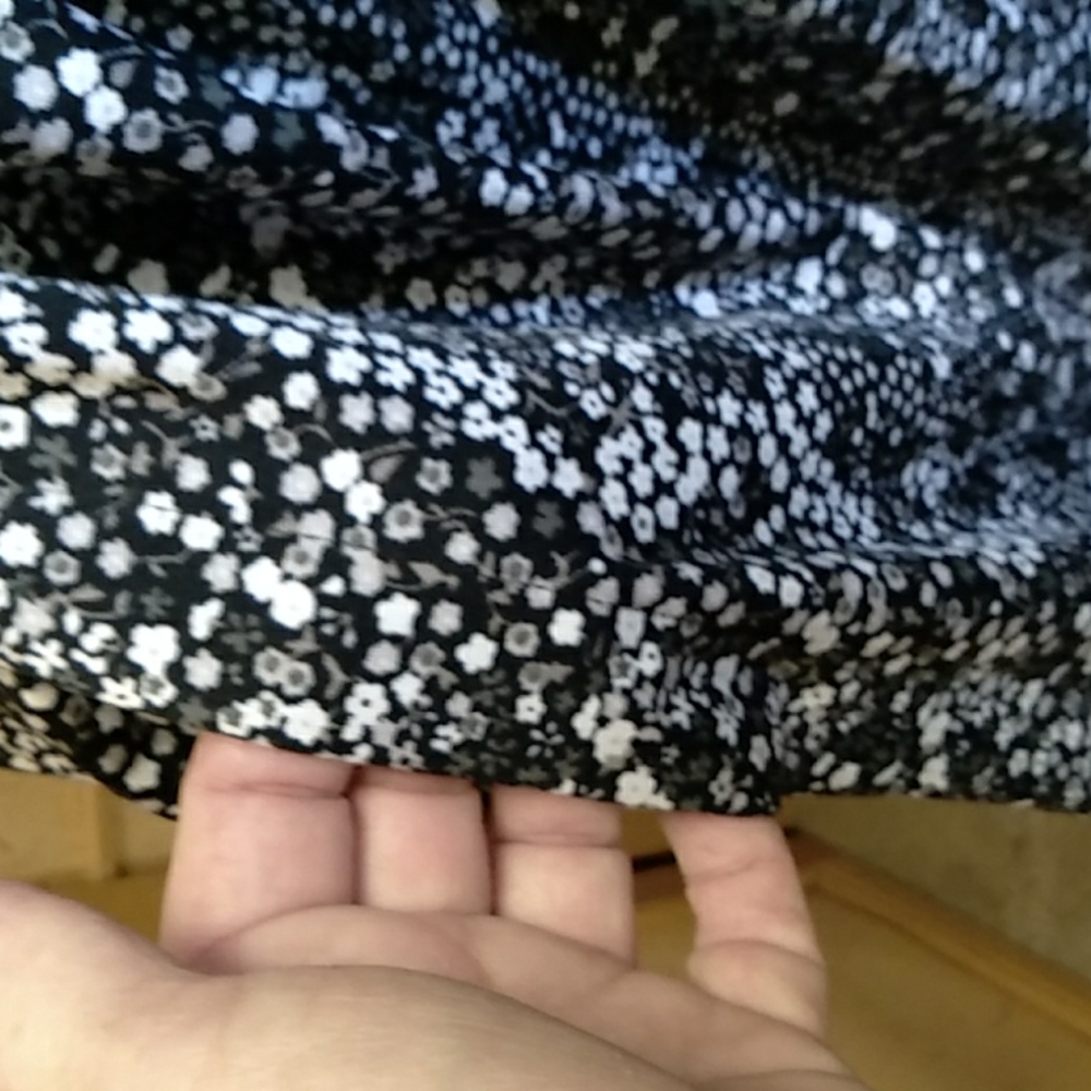 BeBop black floral dress size M - Picture 4 of 11